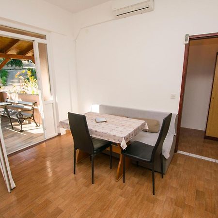 Apartment Marin Tkon Exterior foto